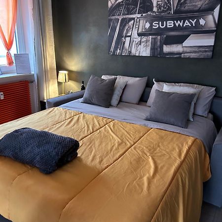 Bon Bon Del Centro No Ztl A Due Passi Da Piazza Alfieri Apartamento Asti Exterior foto