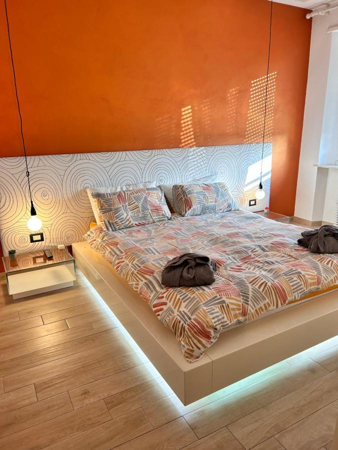 Bon Bon Del Centro No Ztl A Due Passi Da Piazza Alfieri Apartamento Asti Exterior foto